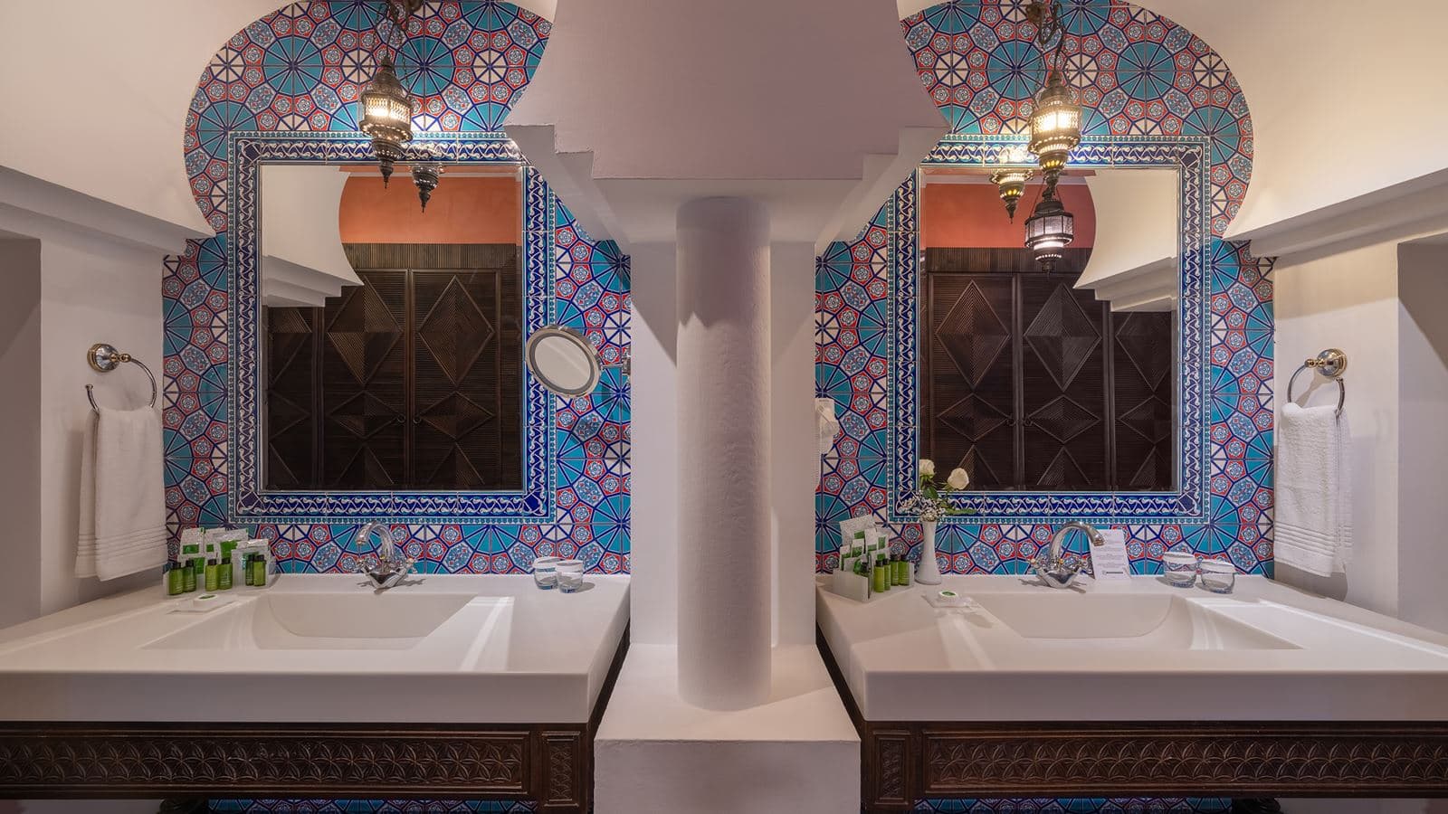 rooms-sultan-suite-with-jacuzzi