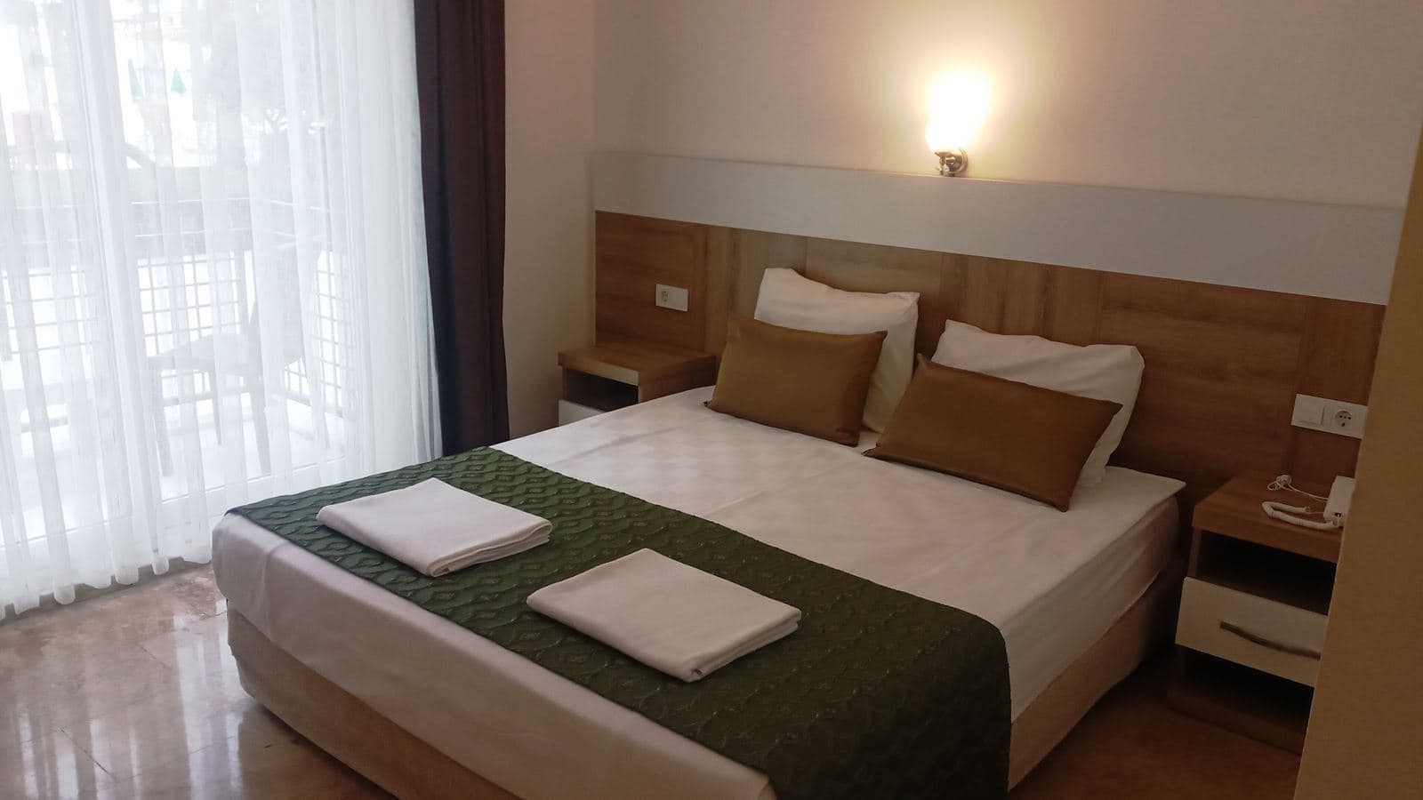 rooms-standard-room