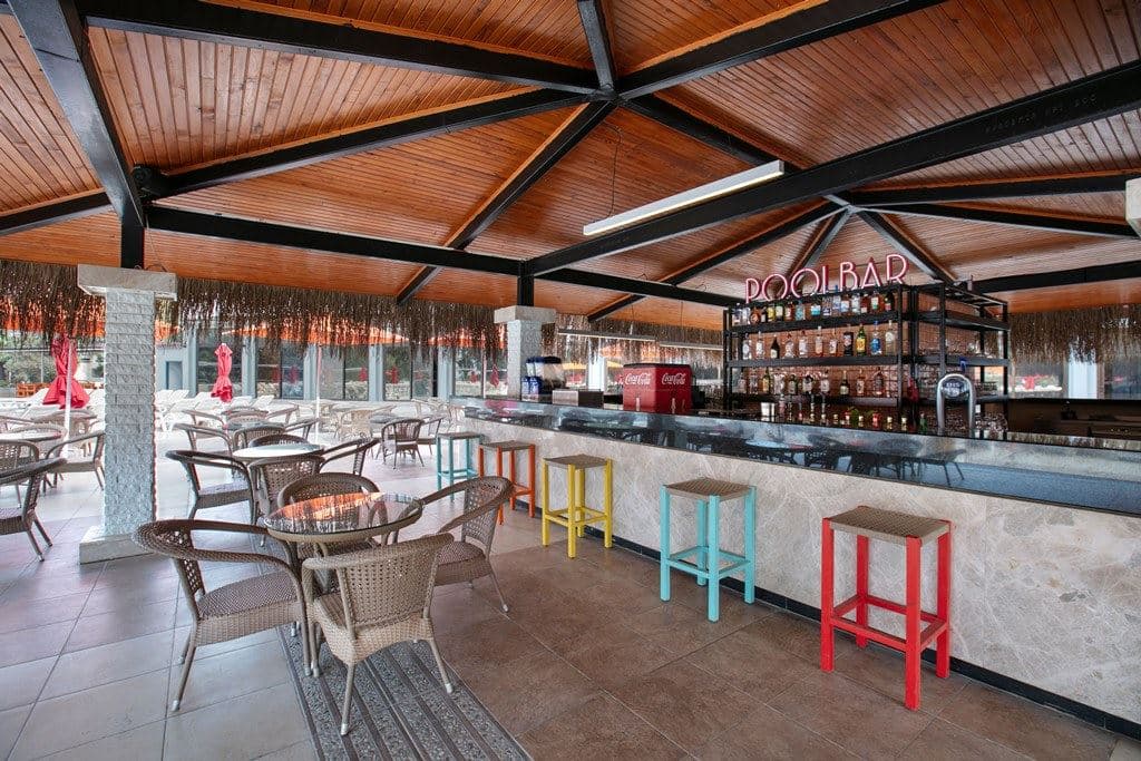 bars-pool-bar