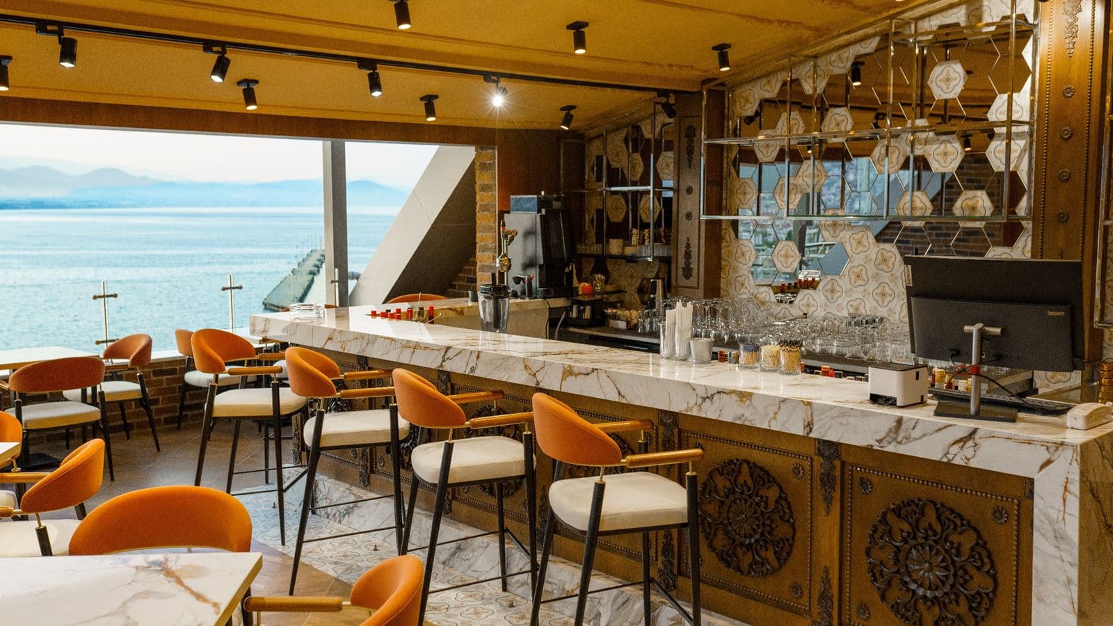 bars-roof-top-bar