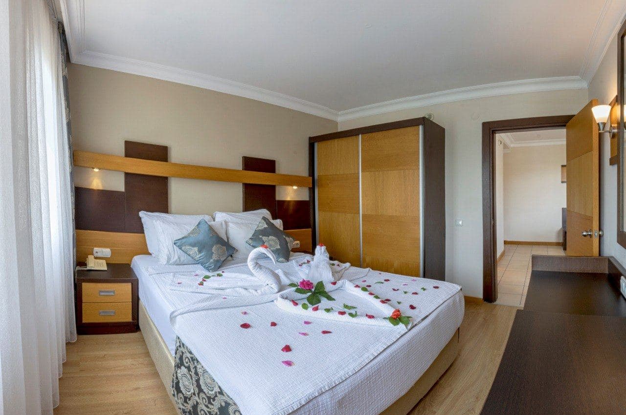 rooms-family-room