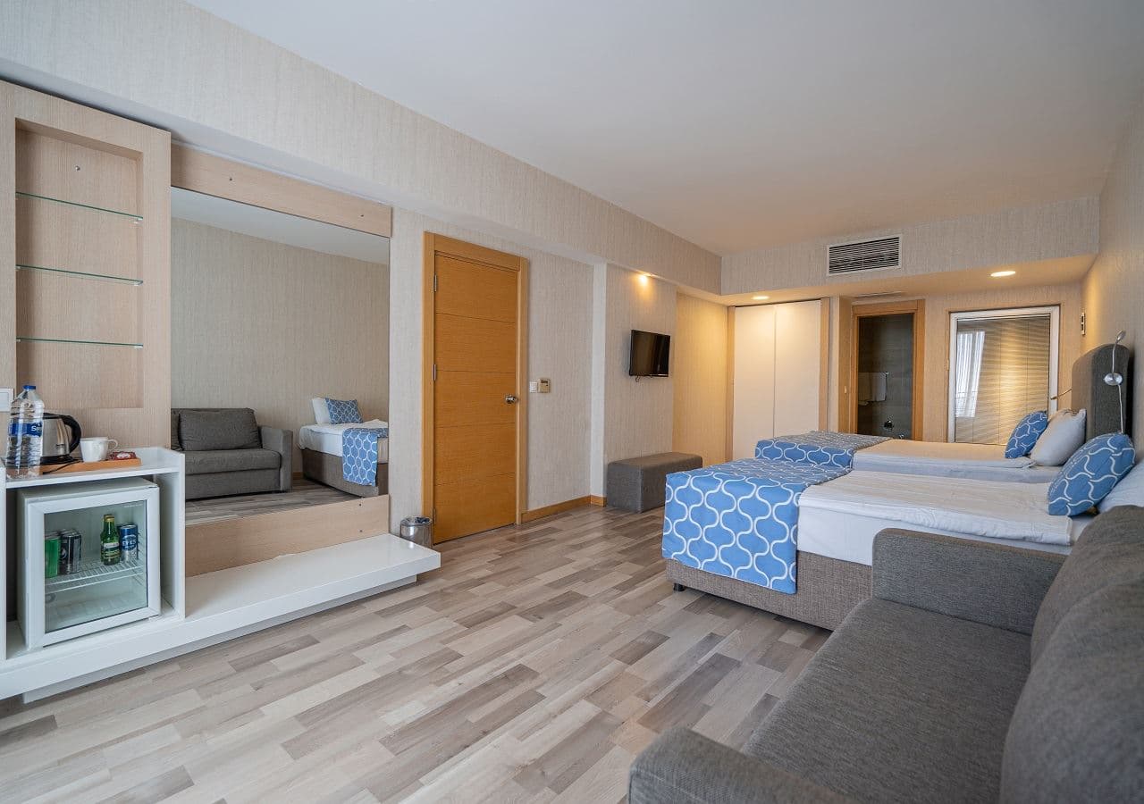 rooms-main-building-land-view-room