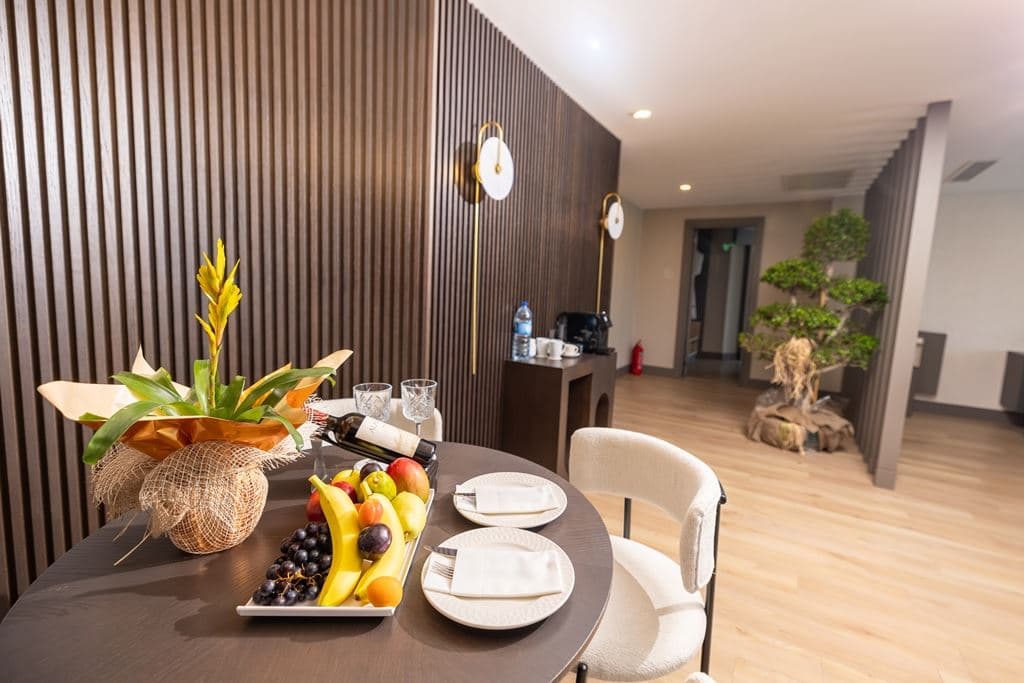 rooms-king-suite