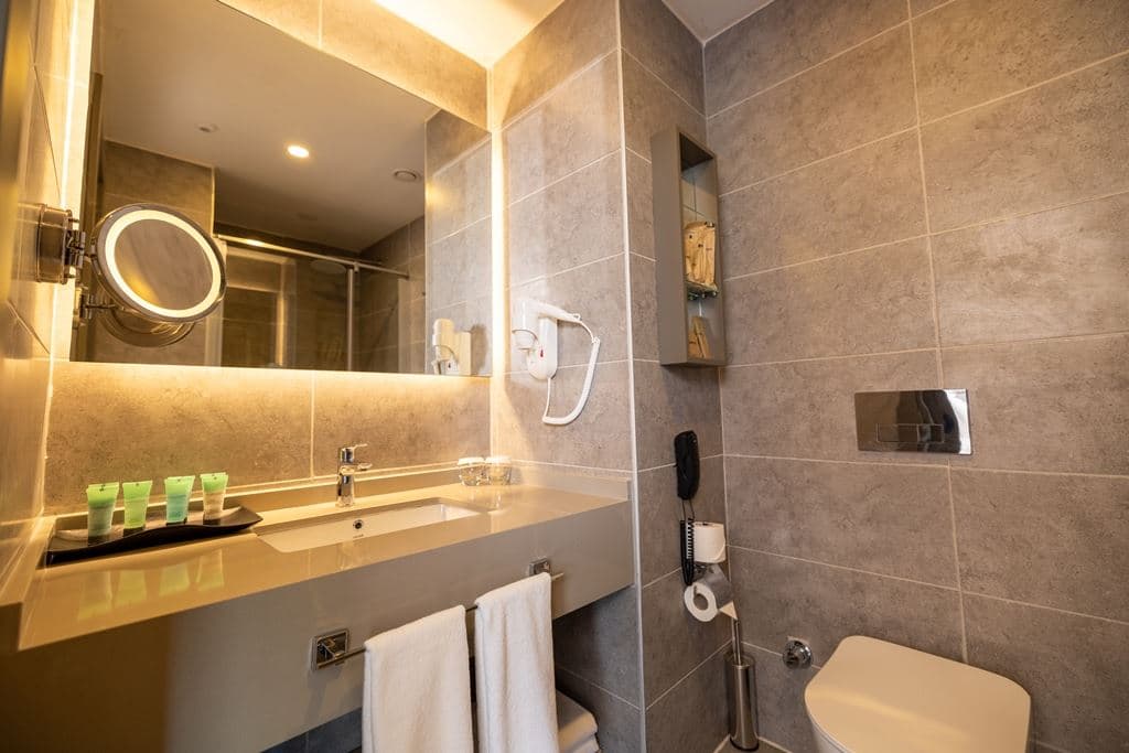 rooms-king-suite
