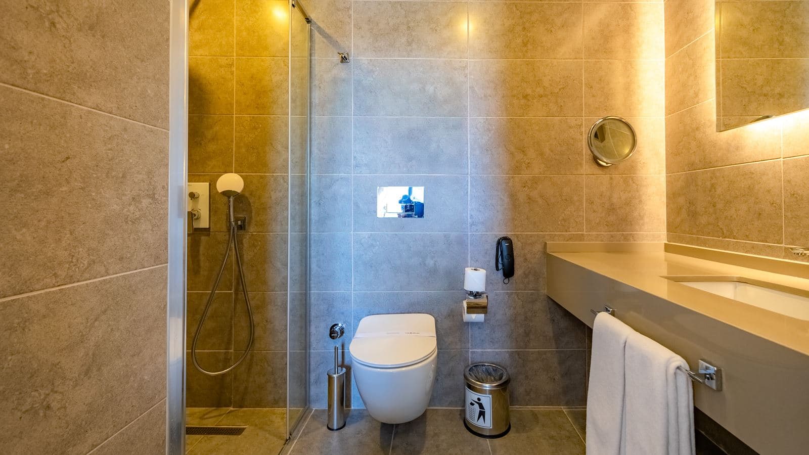 rooms-standard-room