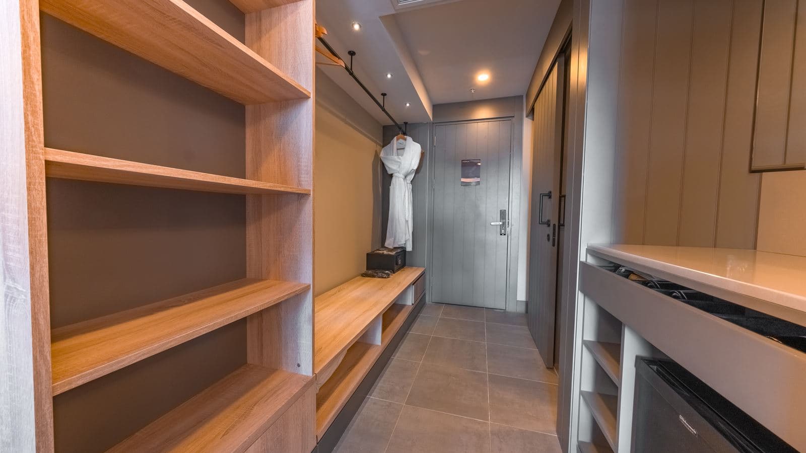 rooms-swim-up-adult-zone