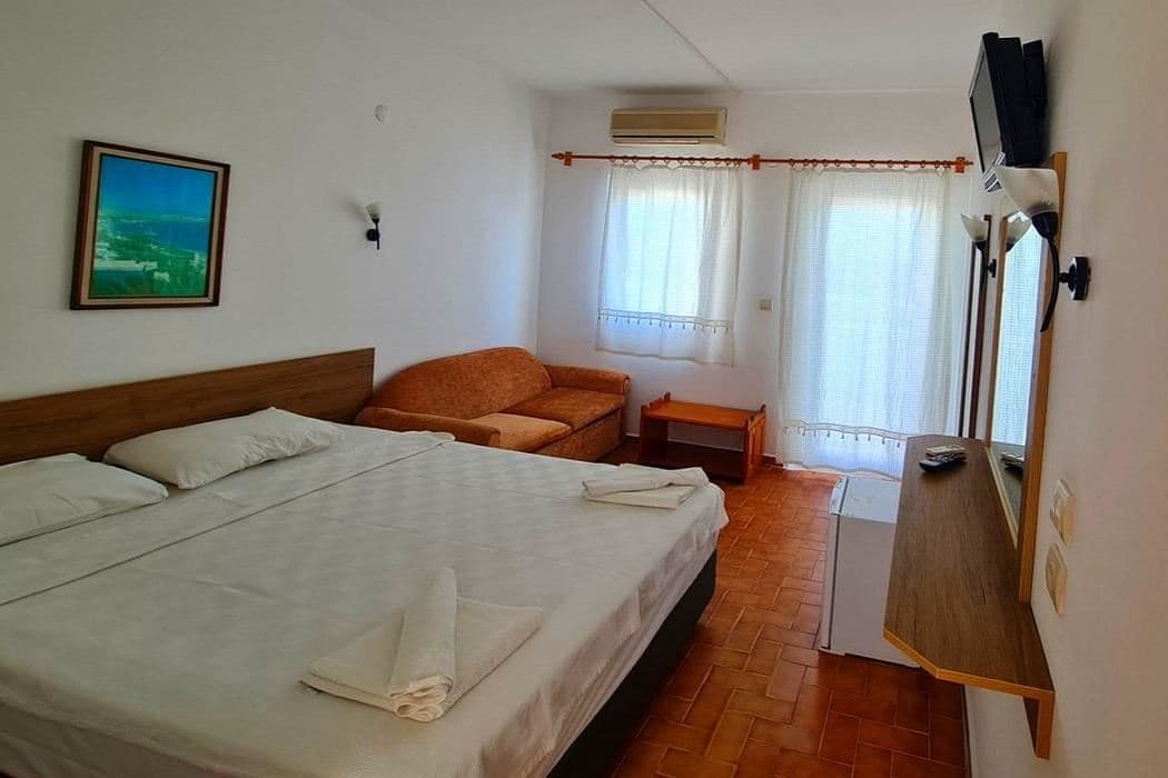 rooms-standard-room