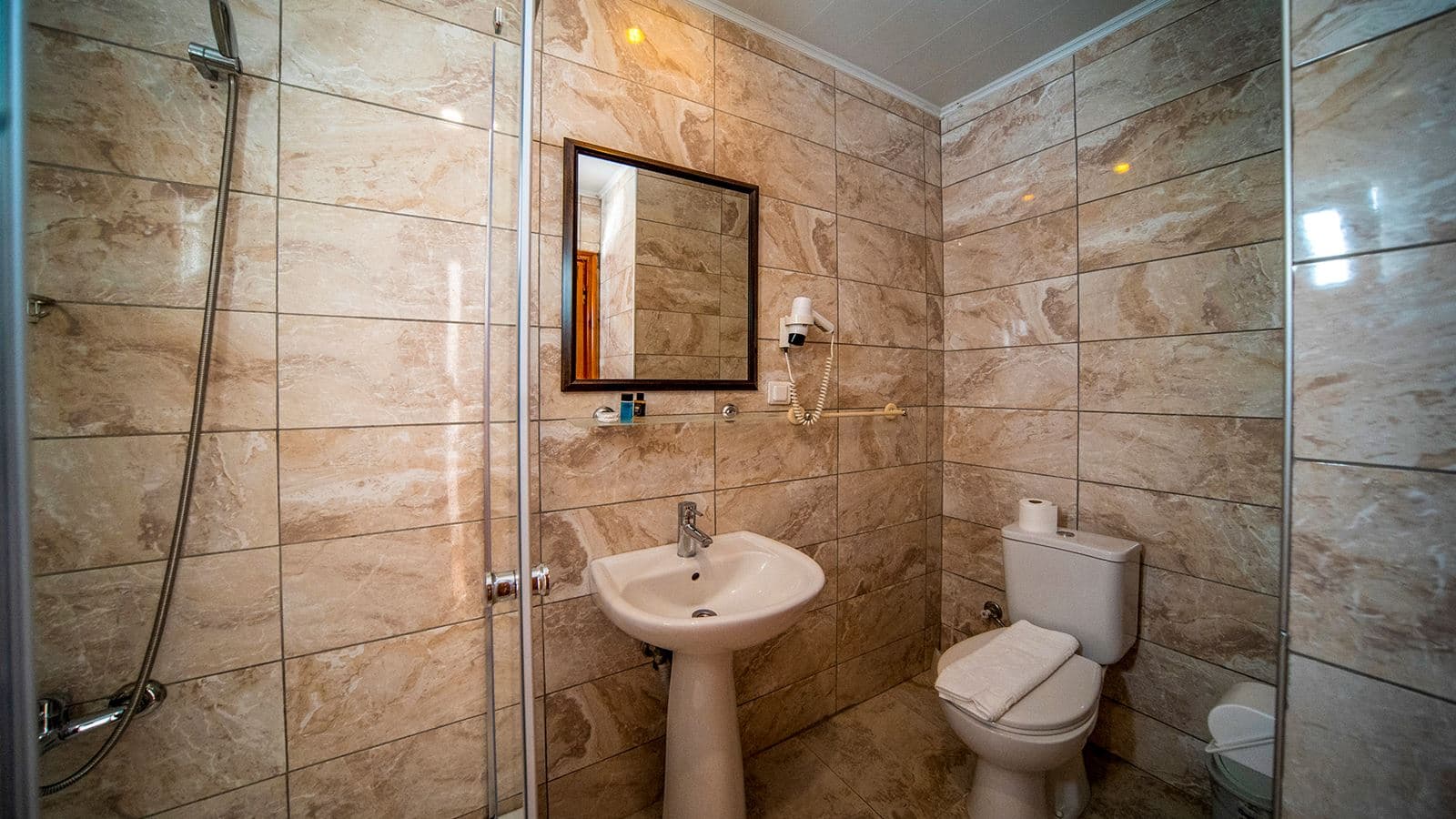rooms-patio-room