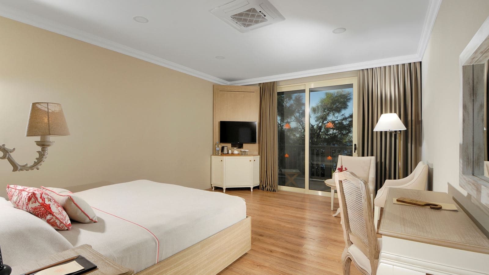 rooms-superior-room