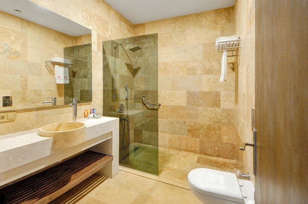 rooms-family-room