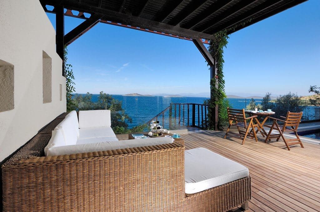 rooms-pool-suite
