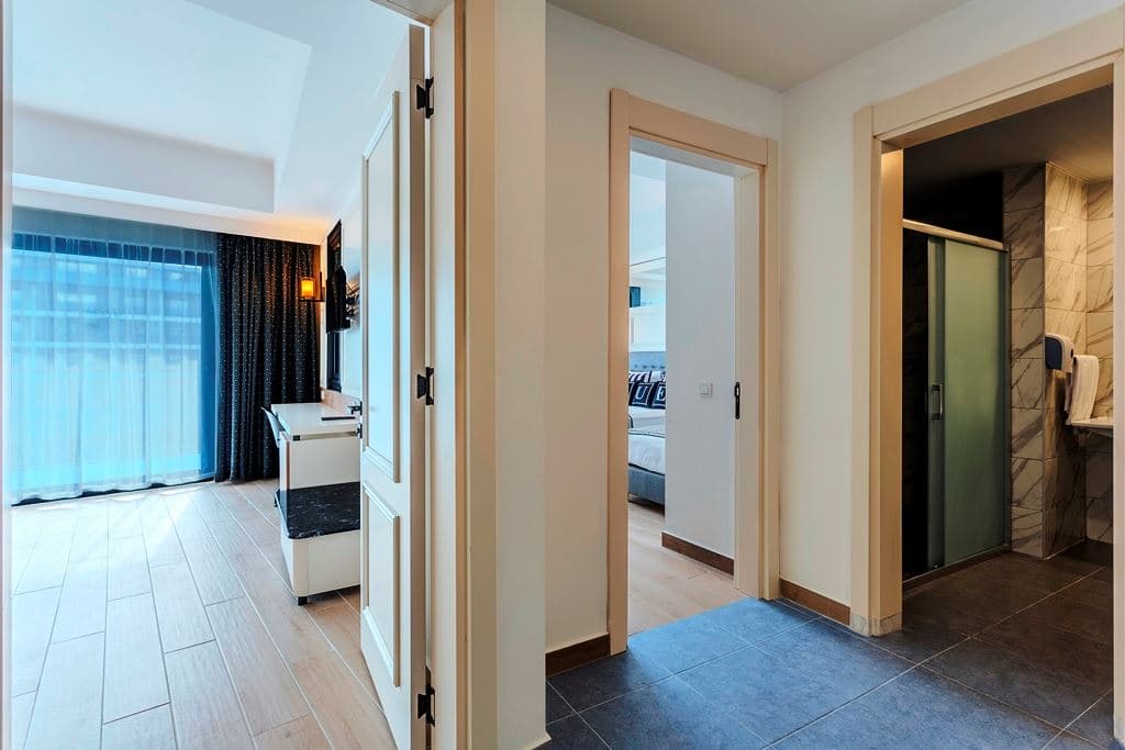 rooms-family-room-a