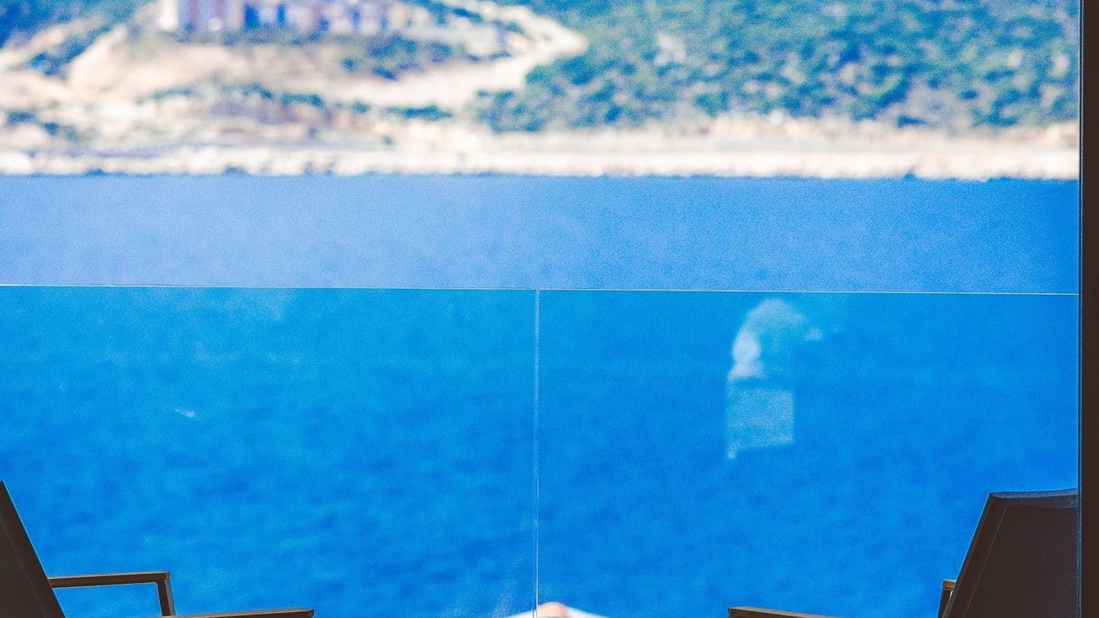 rooms-executive-room-with-pool-and-sea-view