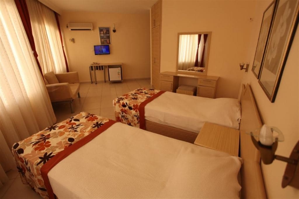 rooms-standard-room