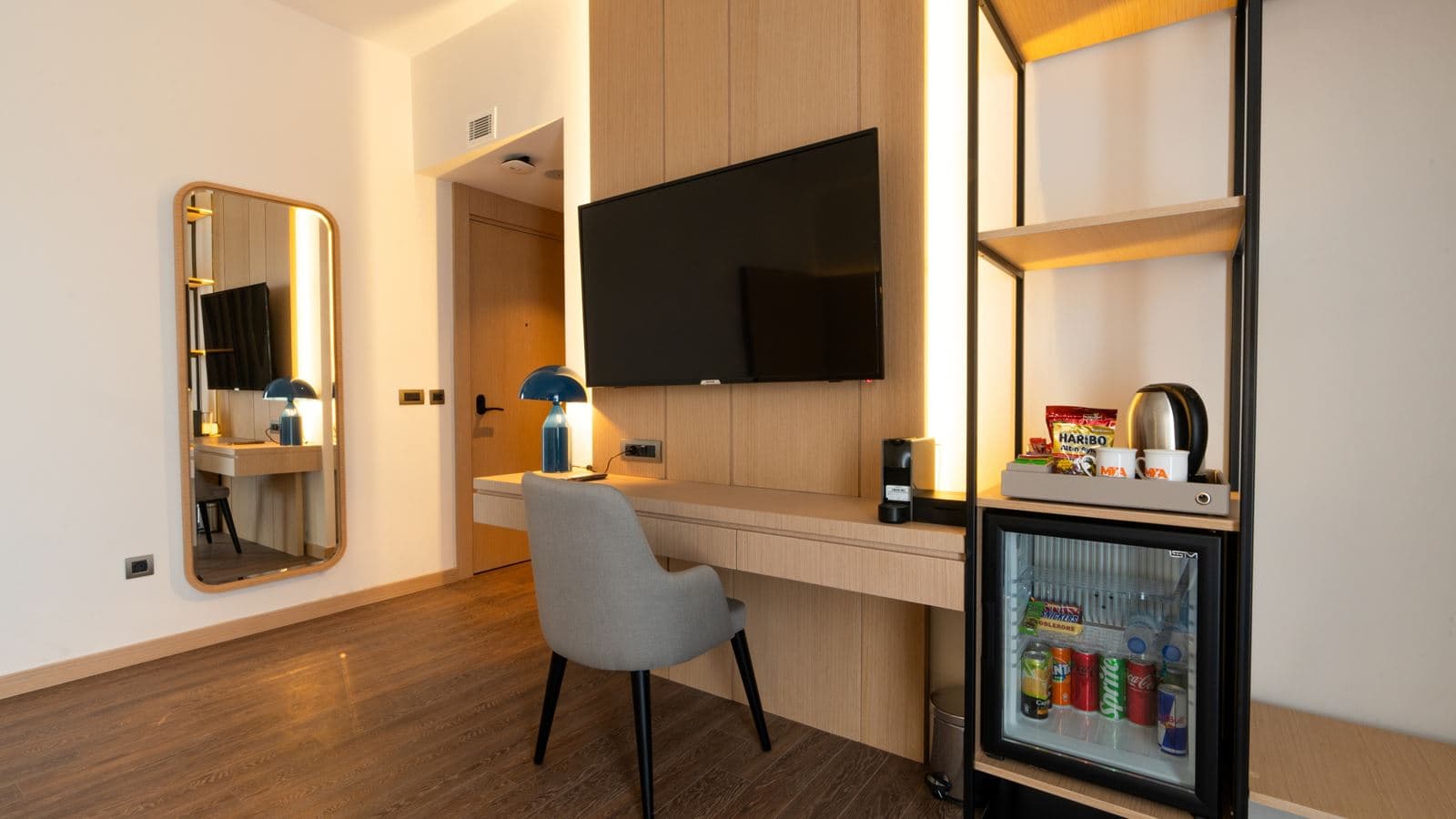 rooms-superior-room