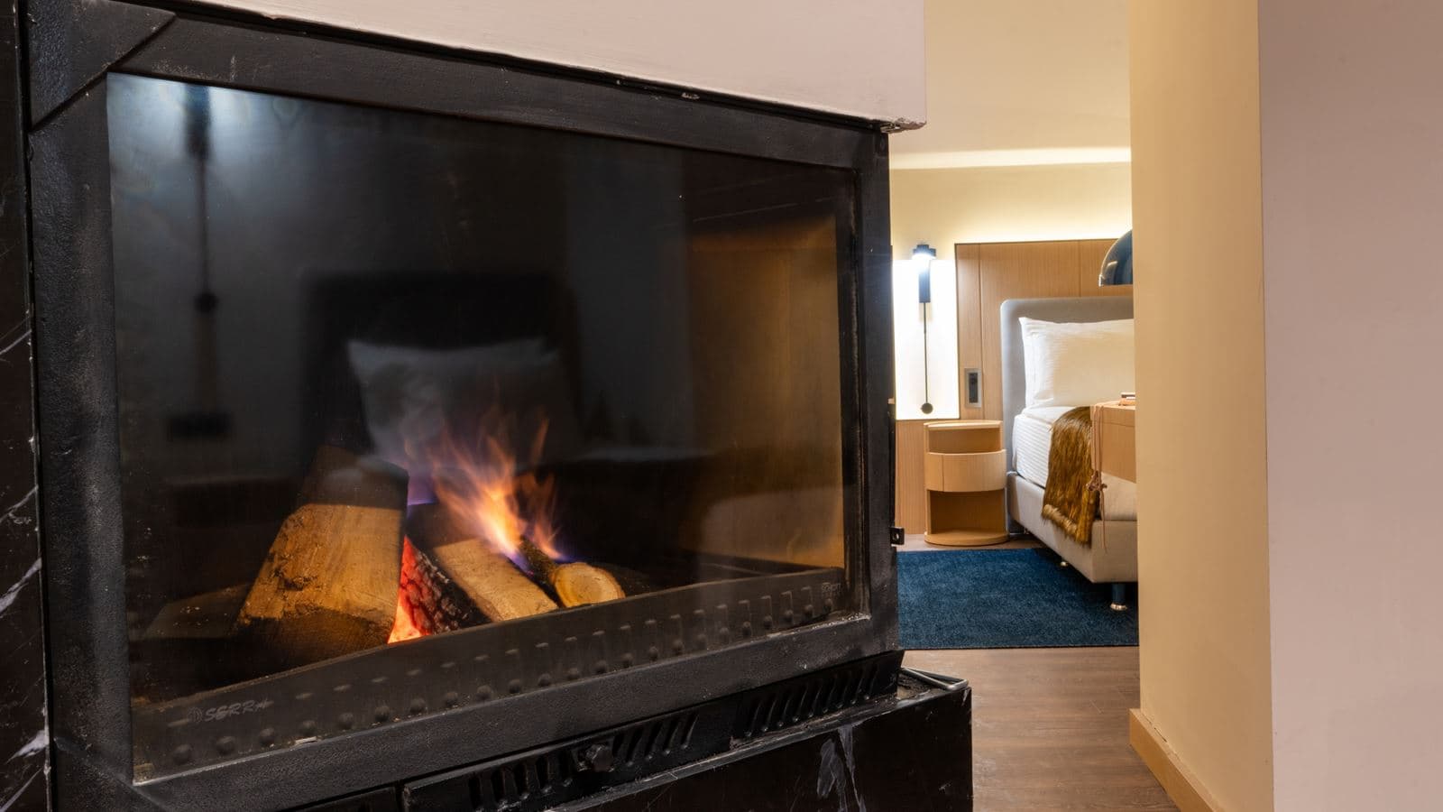 rooms-love-suite