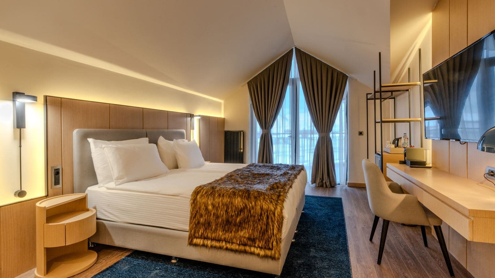 rooms-love-suite