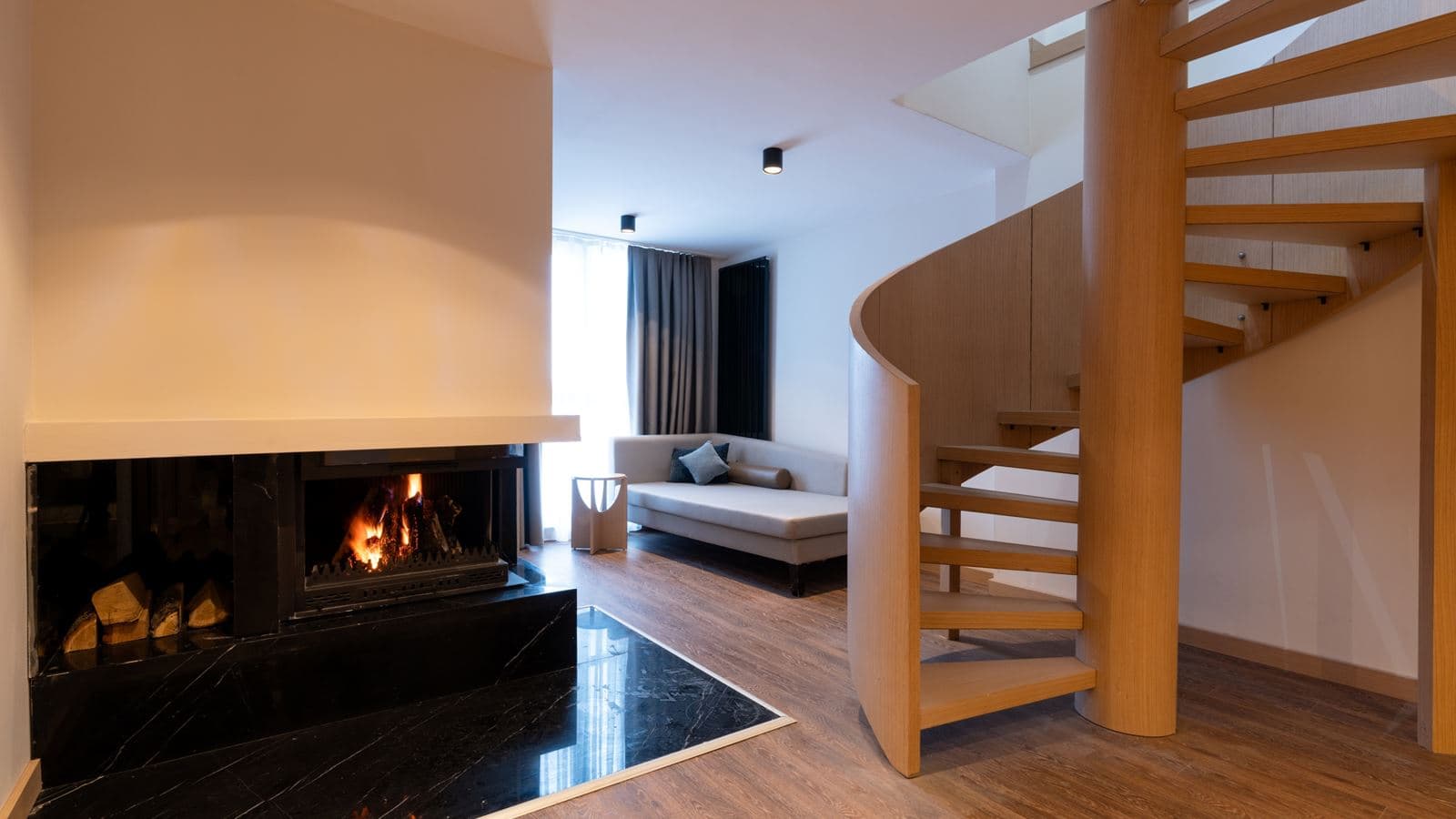 rooms-king-suite