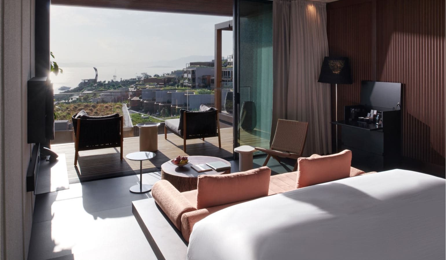 rooms-suite-sea