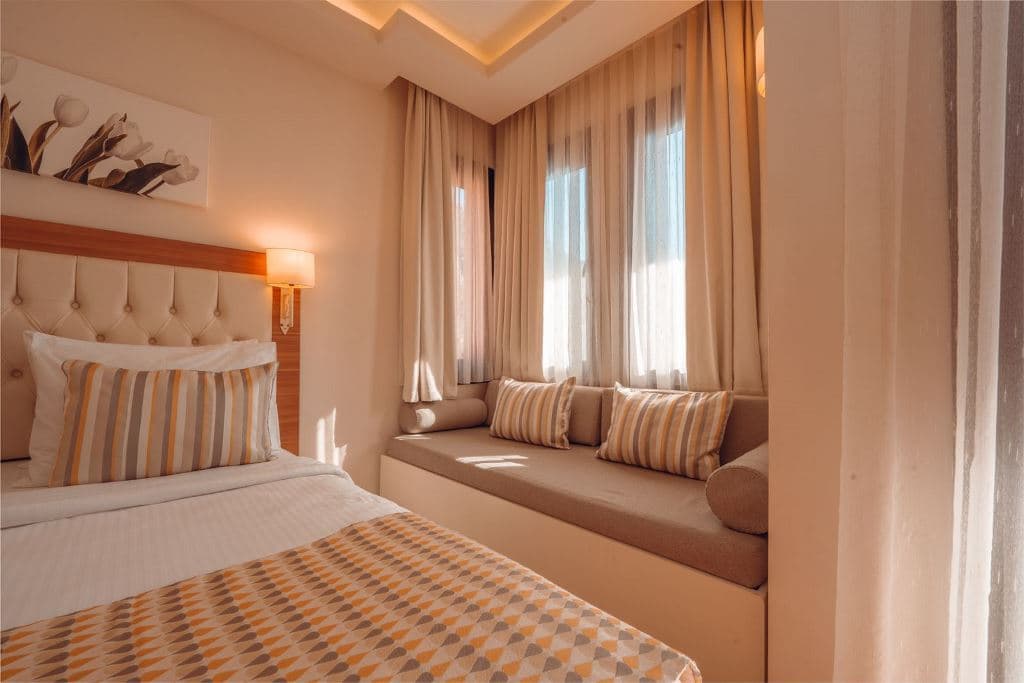 rooms-large-room