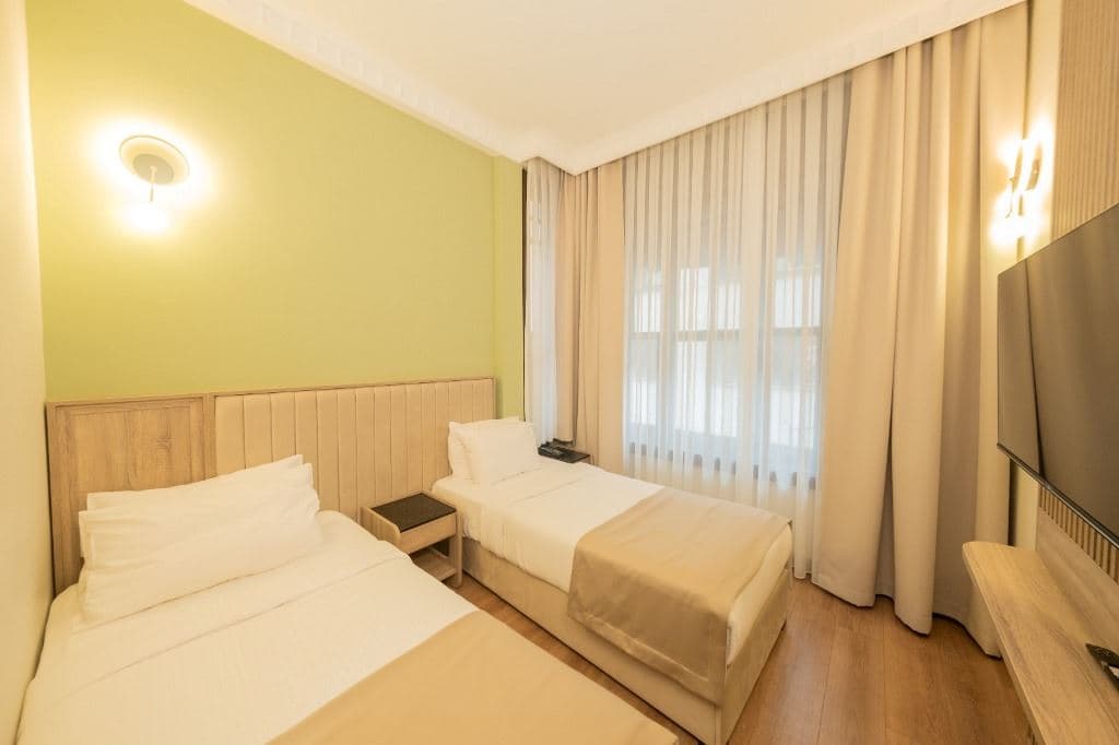 rooms-standard-room