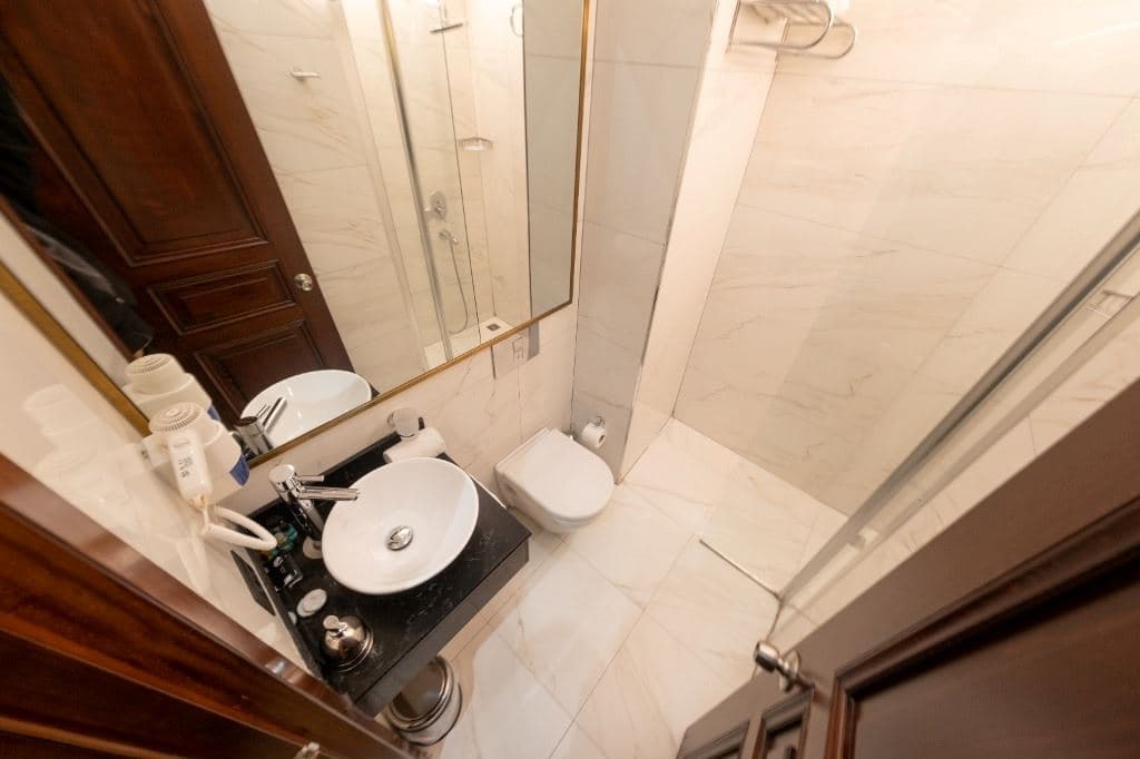 rooms-standard-room