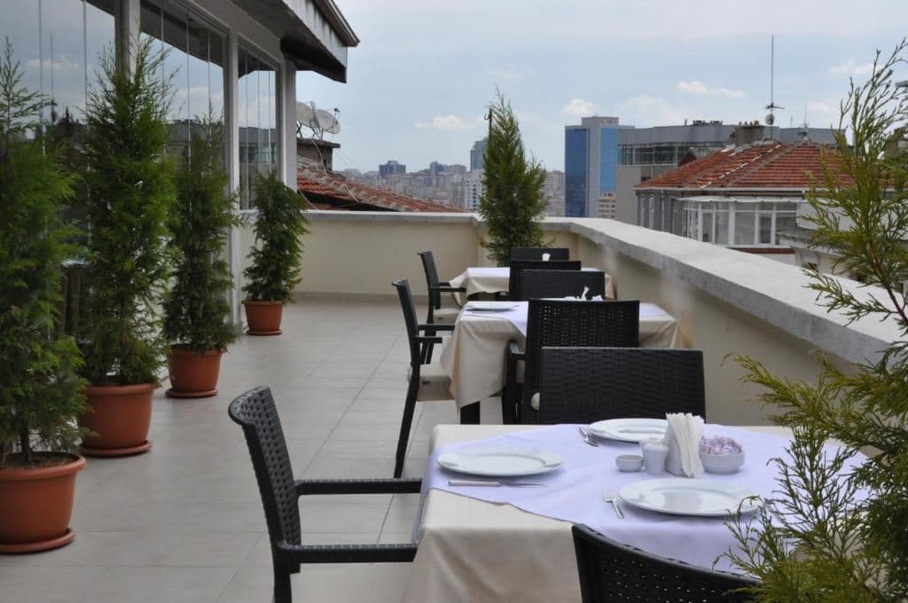restaurants-main-restaurant