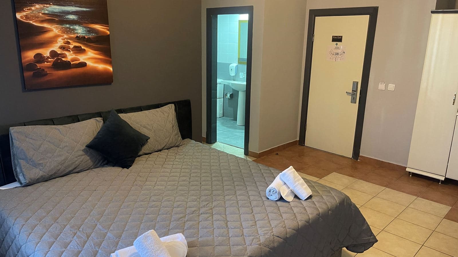 rooms-family-rooms