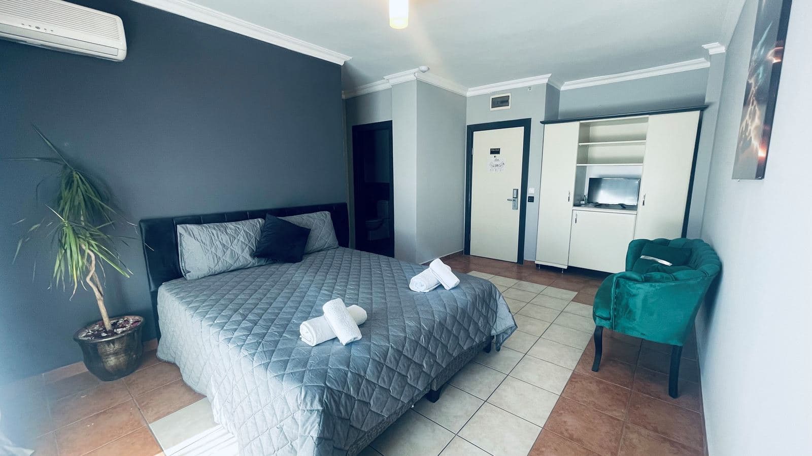 rooms-family-rooms