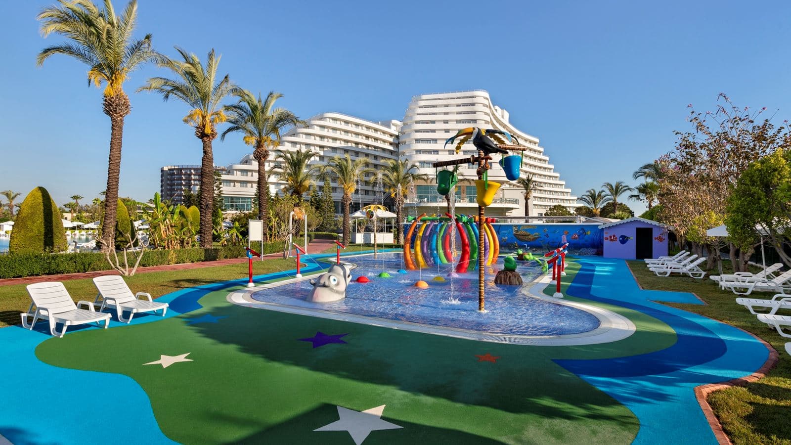 pools-outdoor-childrens-pool