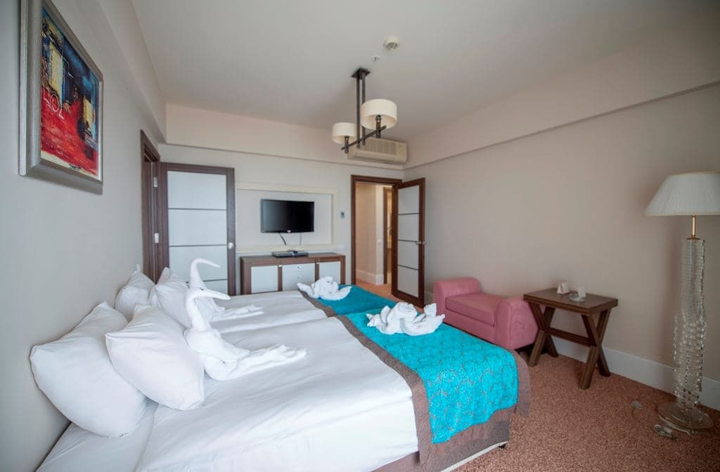 rooms-junior-suit