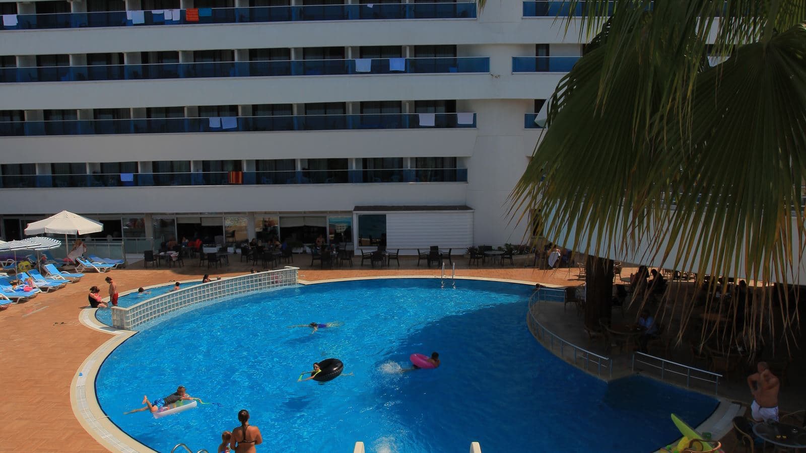 pools-outdoor-pool