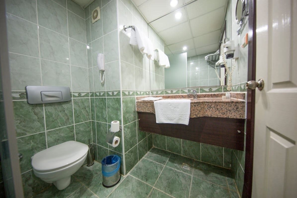 rooms-standard-room
