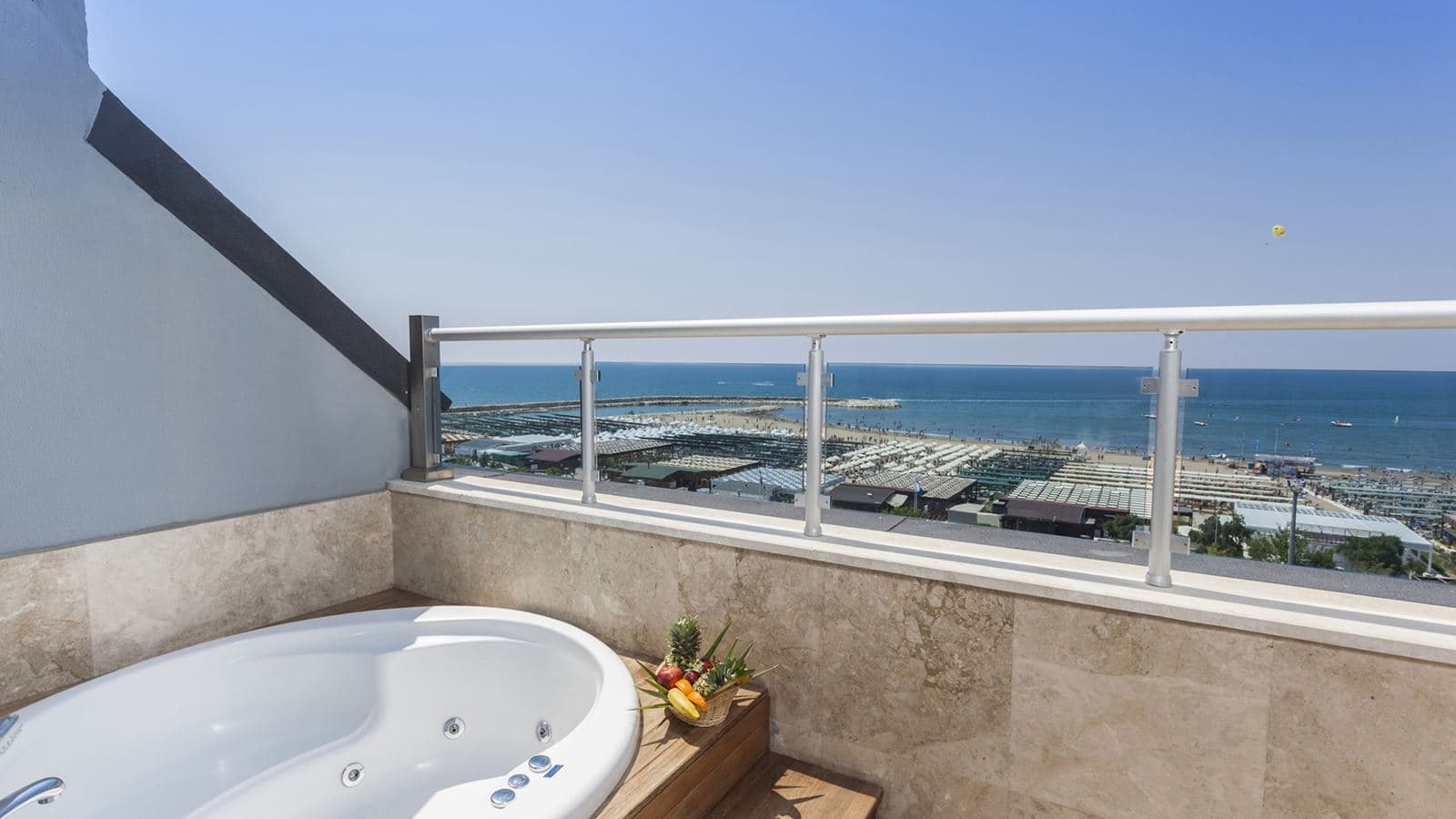 rooms-romance-suite
