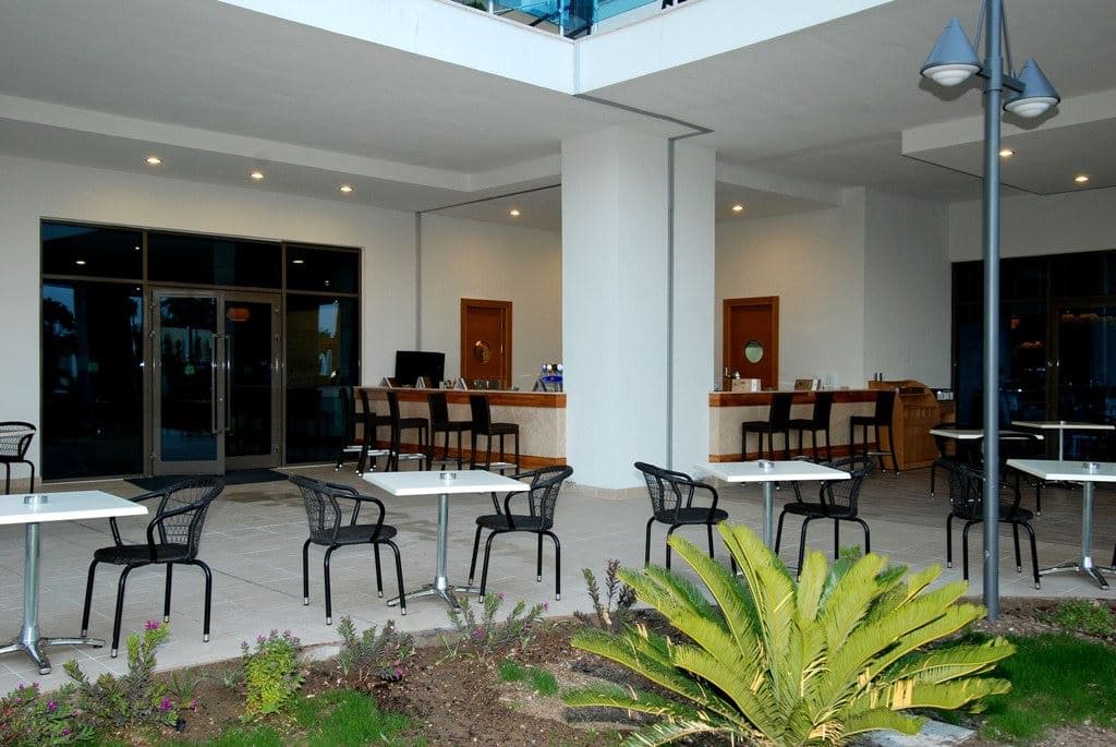 bars-bistro-bar