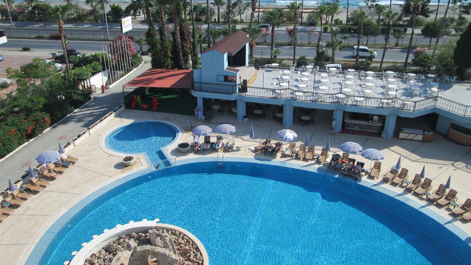 pools-outdoor-pool