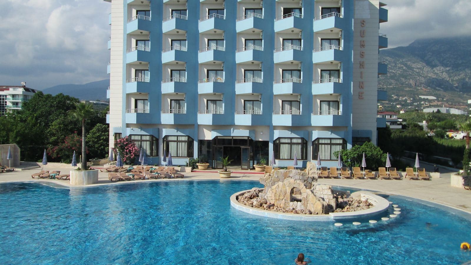 pools-outdoor-pool