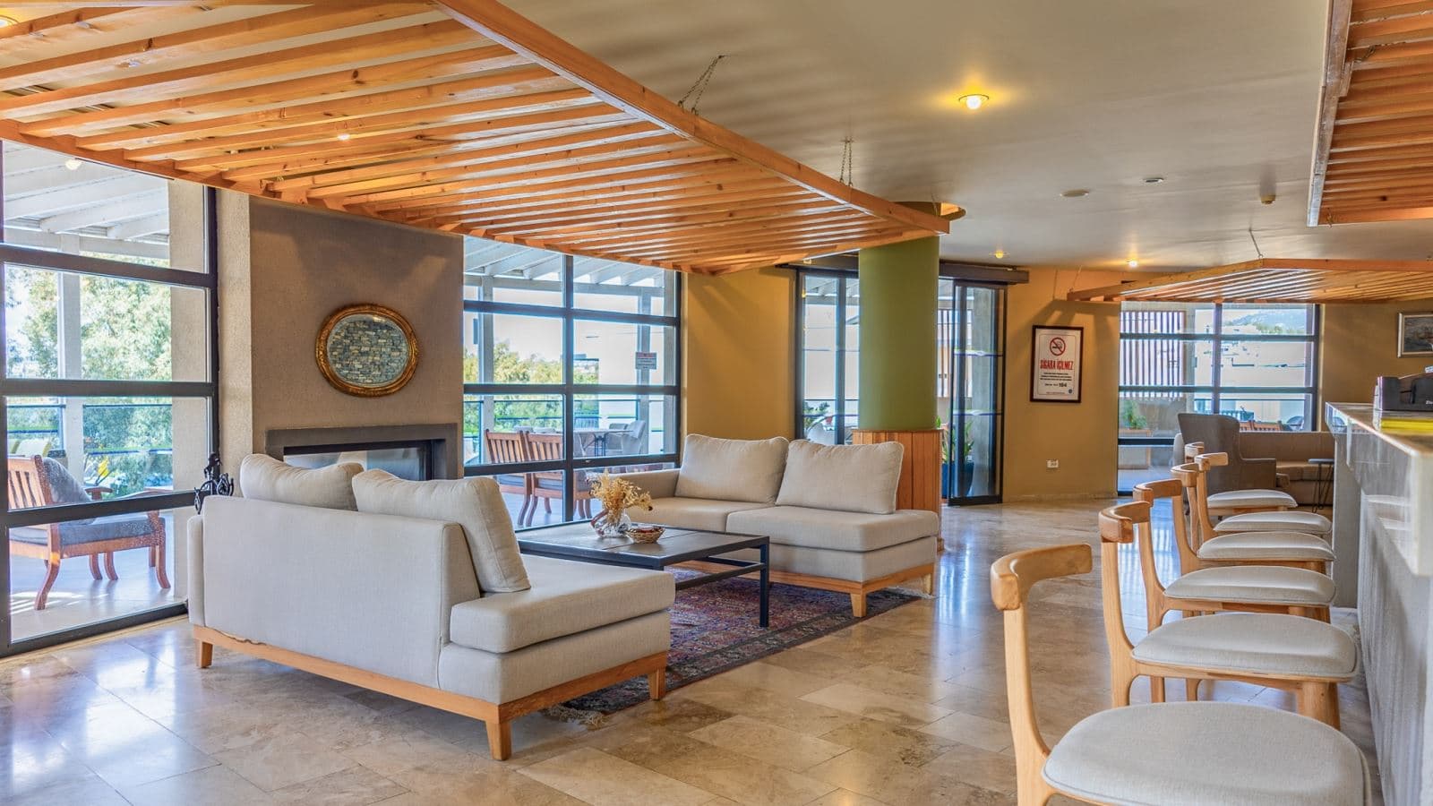 bars-lobby-bar