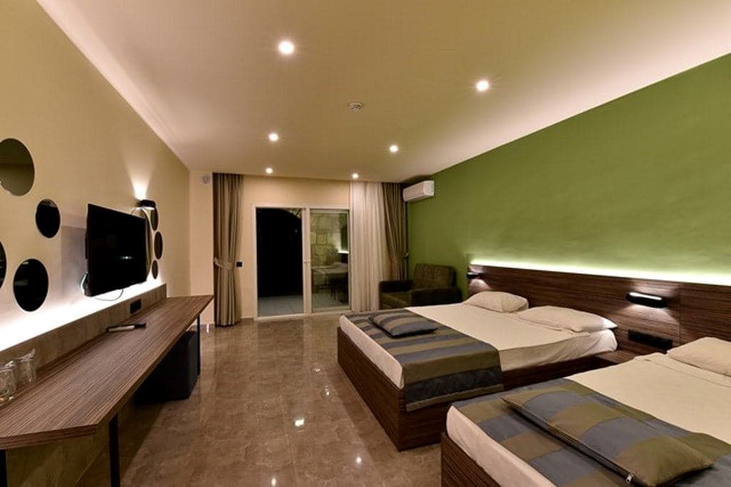 rooms-large-room