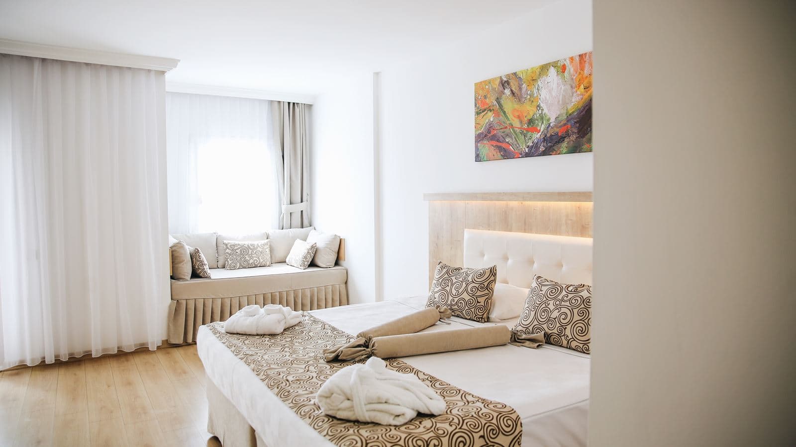 rooms-standartd-room-land-view
