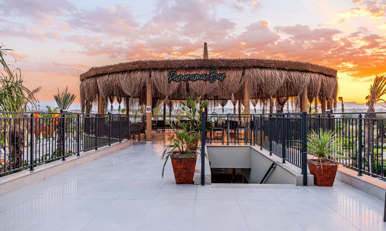 bars-panorama-bar