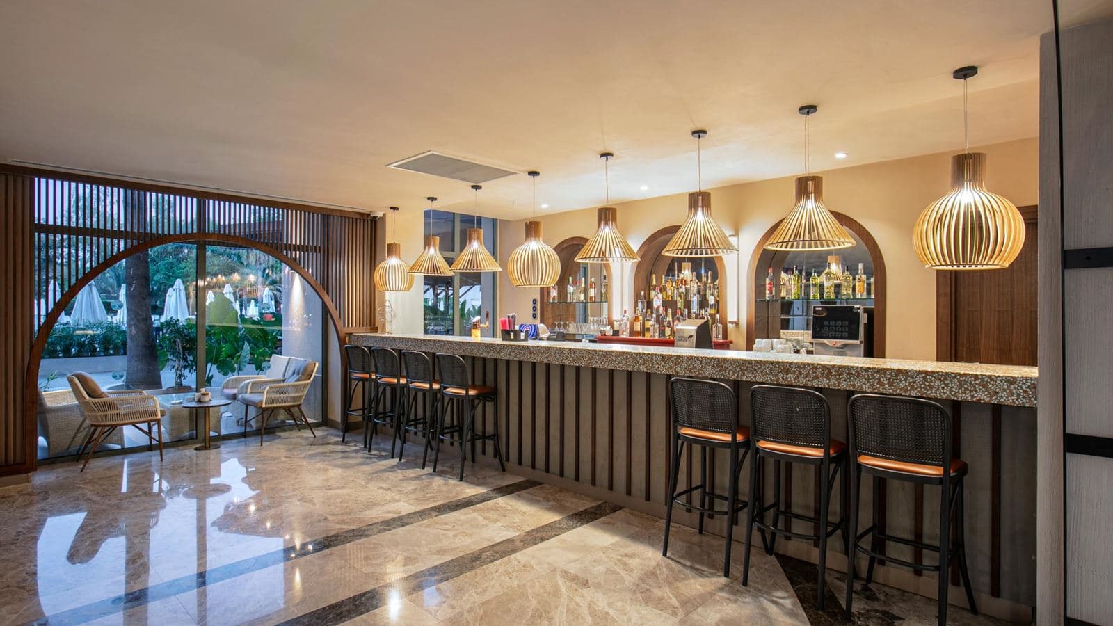 bars-chill-lobby-bar