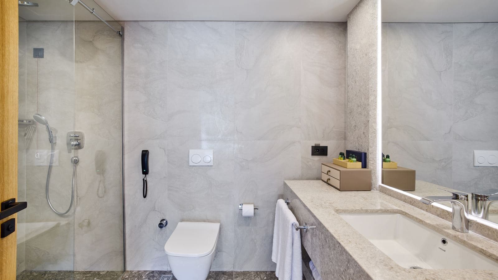 rooms-comfort-room