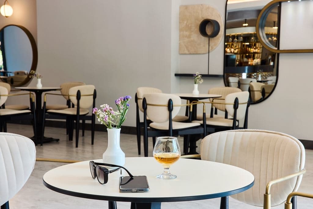 bars-lobby-bar