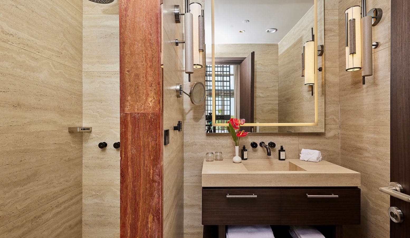 rooms-fabulouse-suite-room