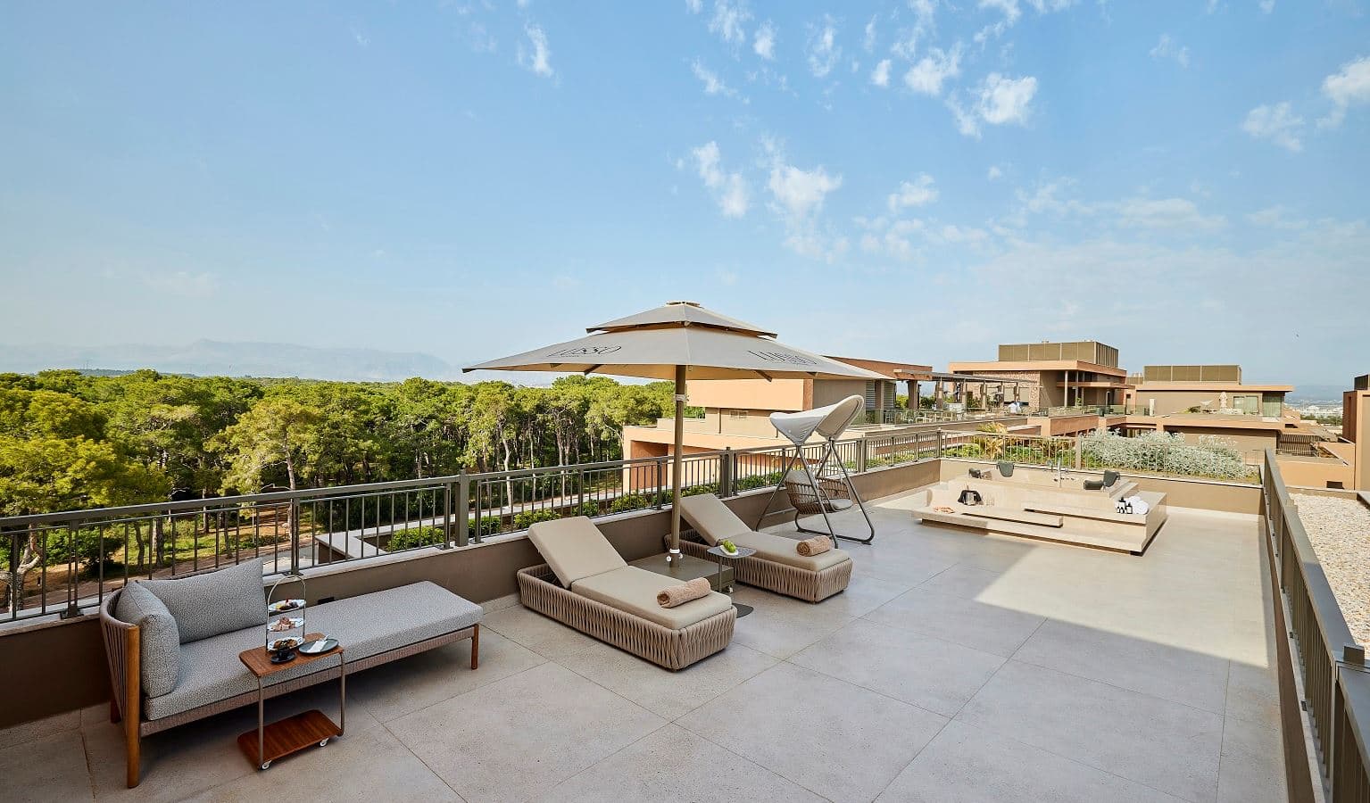rooms-penthouse-loft-suite-room