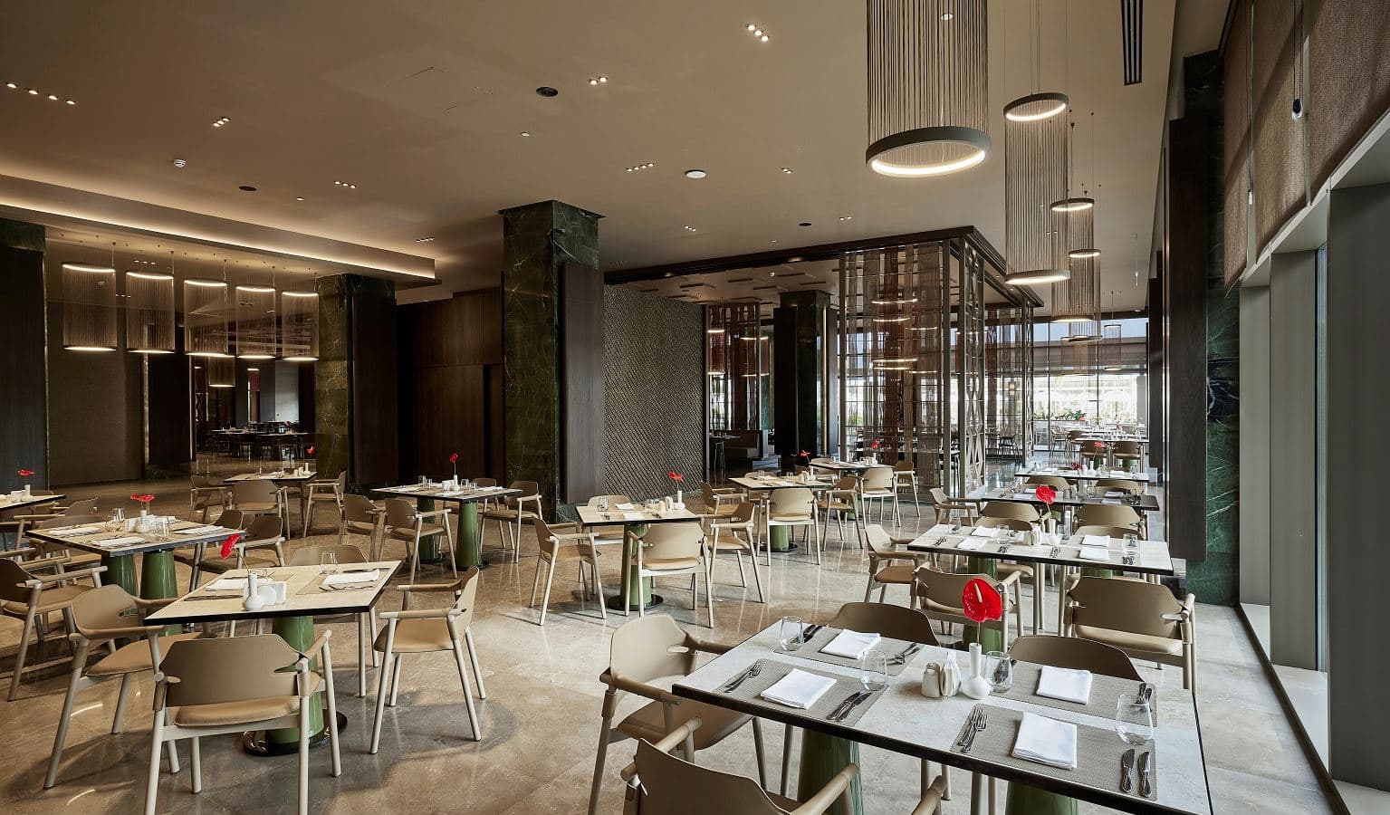restaurants-savory-main-restaurant