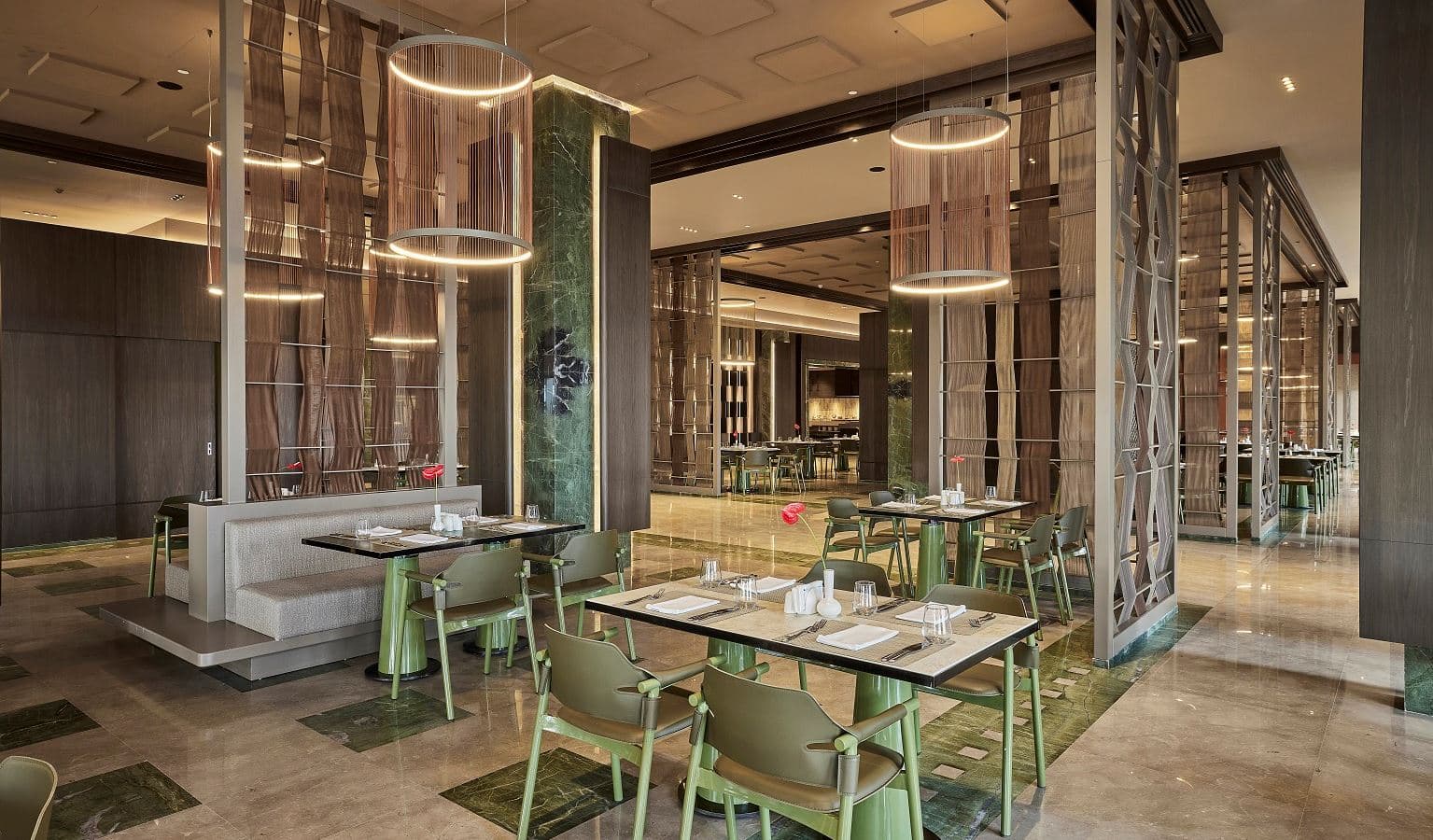 bars-savory-restaurant-bar