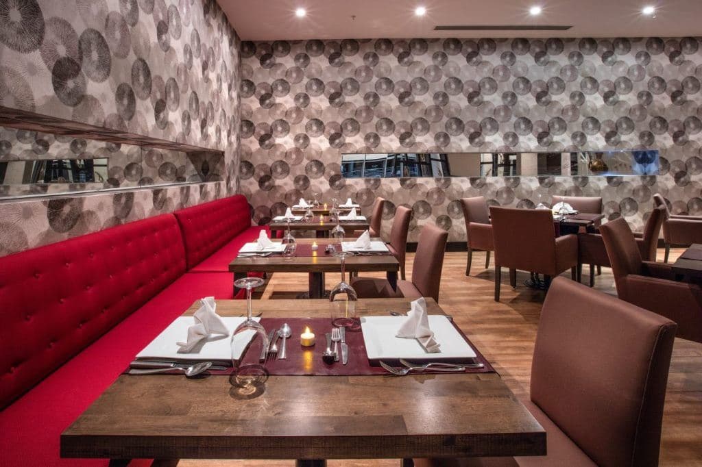 restaurants-restaurants