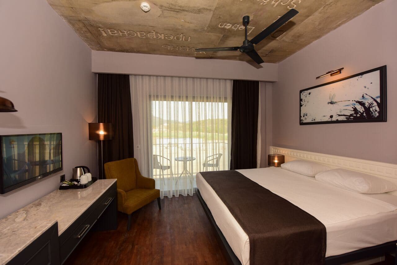 rooms-family-room